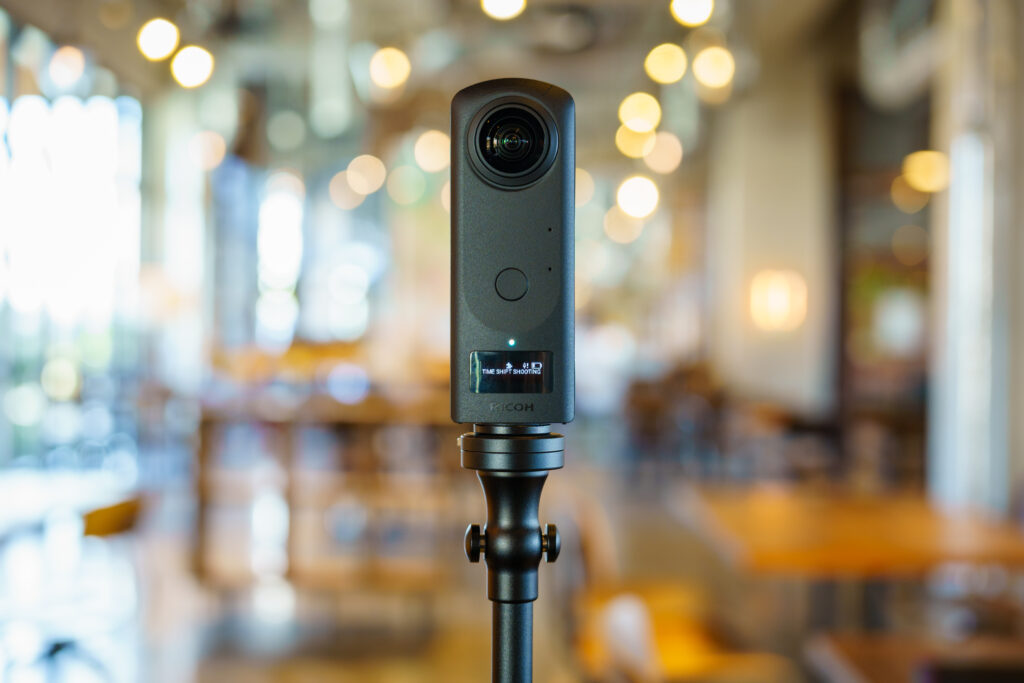 Автономное приложение RICOH THETA Stitcher для THETA Z1