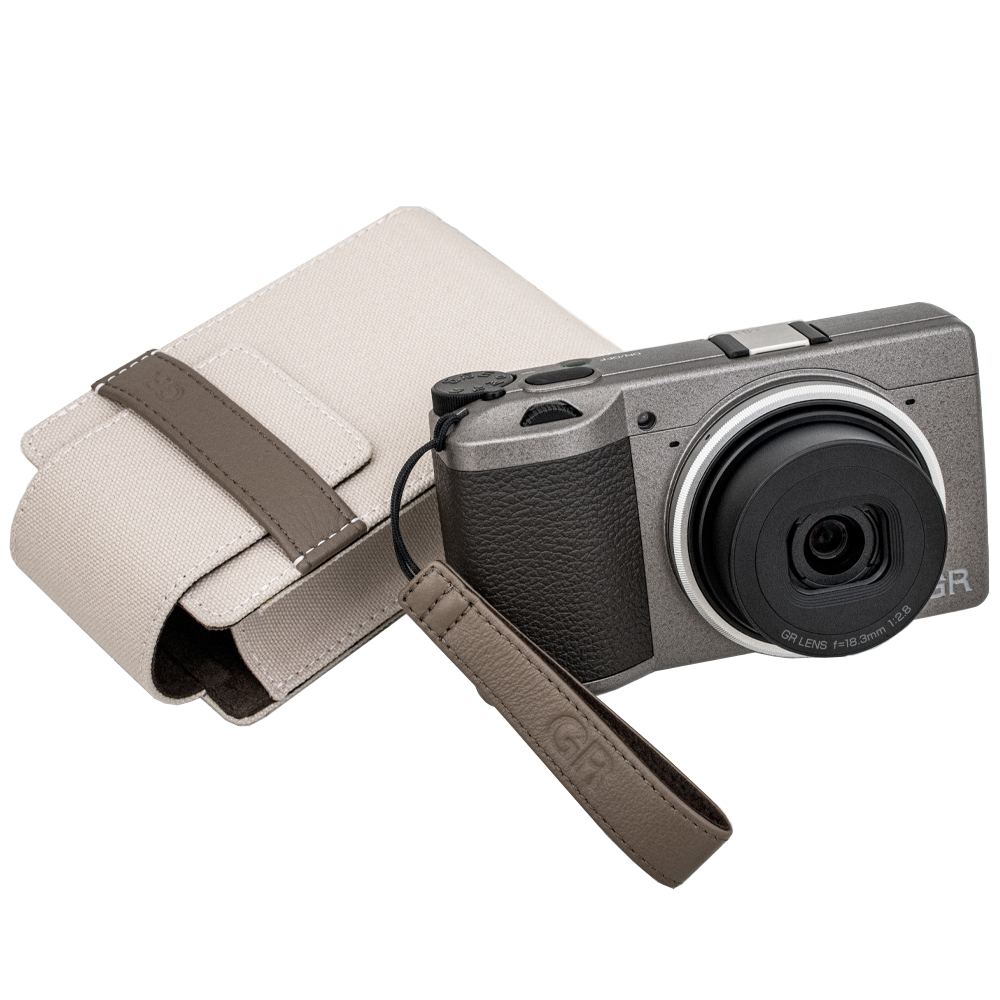 Специальный ограниченный комплект RICOH GR III Diary Edition