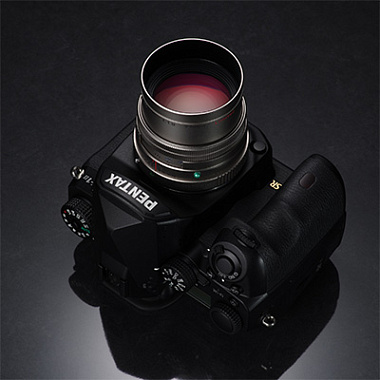 Объектив HD PENTAX-FA 77 mm f/1.8 Limited (Серебристый)