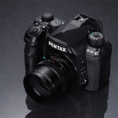 Объектив HD PENTAX-FA 77 mm f/1.8 Limited (черный)