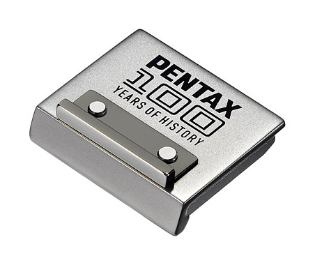 Заглушка крепления вспышки PENTAX 100 YEARS OF HISTORY (металл)