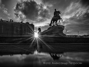 Компактная фотокамера премиум-класса RICOH GR IV Monochrome — фото 3